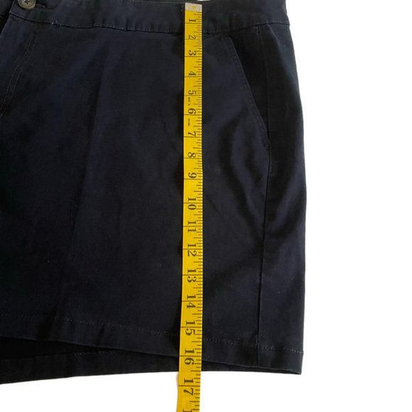 a.n.a. Women's Plus-Size 26 4.5" Mid Rise Chino Short - BLACK - Picture 9 of 11